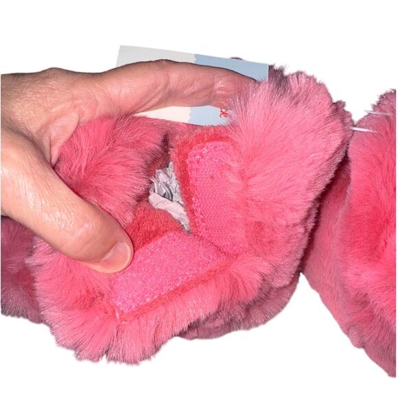 Cat & Jack Girls Pink Plush Slippers Bootie Style Size 5/6 - Gripper Bottoms NWT - Picture 9 of 9